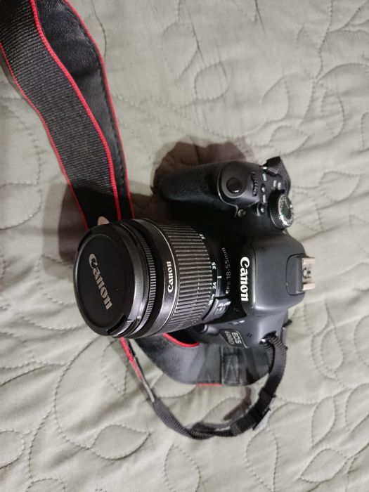 Фотоапарат Canon