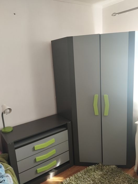 Komplet mebli młodzieżowych