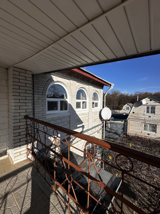 Продаж дачі в Гайку