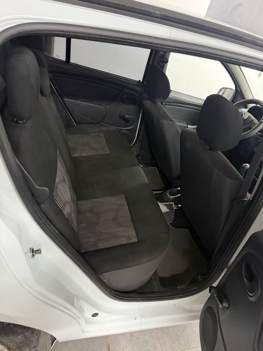 Розбірка Renault-Dacia Sandero1 Сандеро1 1.2 16v бензин(D4F734) КПП JH3077