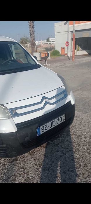 Berlingo de 3 lugares longa adblue l1.6 HDI 2010