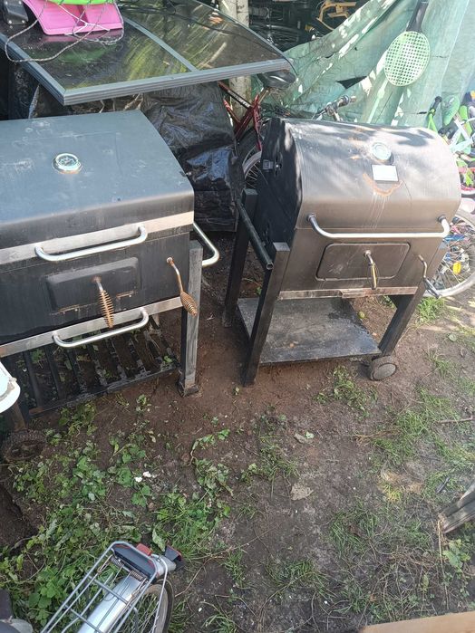 grill ogrodowy zamykany wędzarnia metalowy