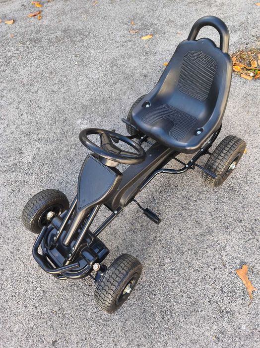 Carro kart com pedais