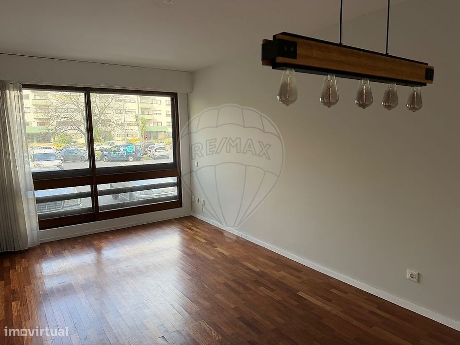 Apartamento T2 para arrendamento