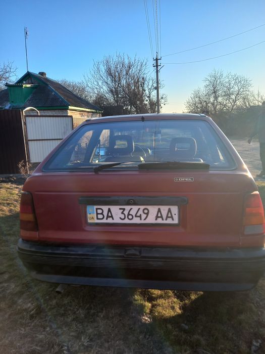 Продам Opel Kadett 1.3