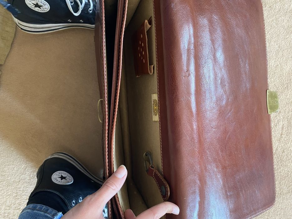 Porta-documentos homem de pele