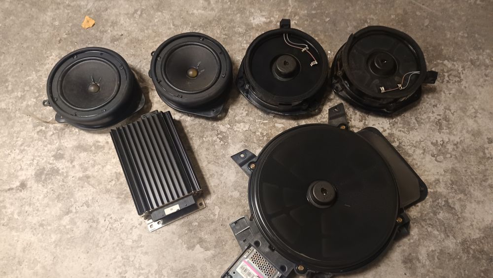 Głośniki Audi A8 D3 BOSE, Wzmacniacz