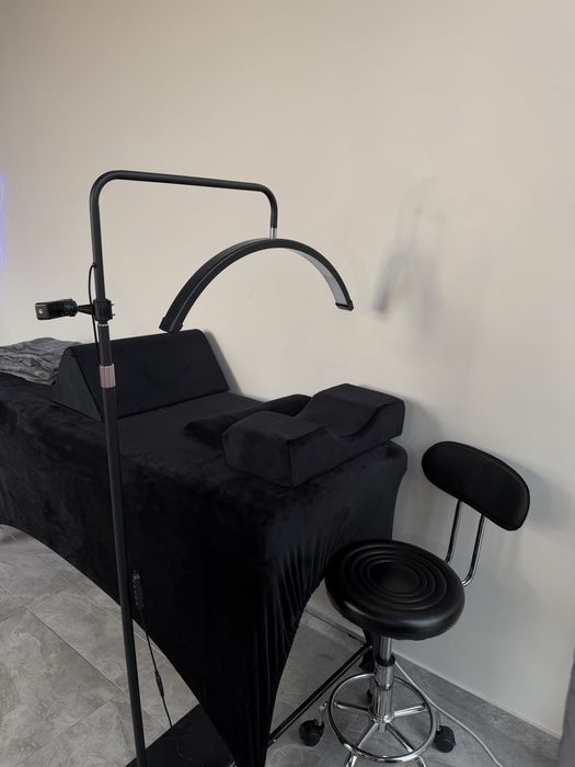 Оренда кушетки для майстра нарощування вій/перманент