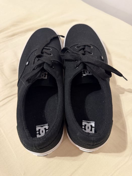 Buty DC czarne .