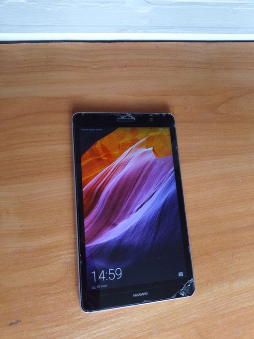 Продам планшет HUAWEI