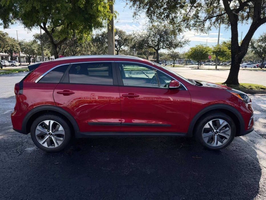 Kia Niro EV      2021