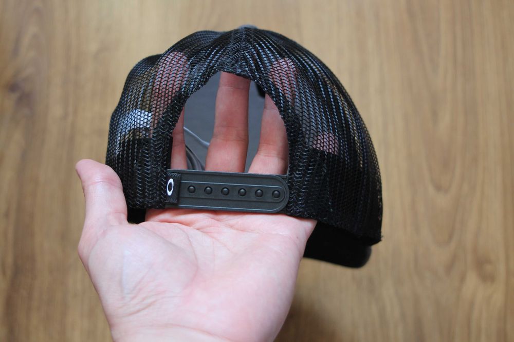 Оригинальная кепка-тракер унисекс бейсболка Oakley Chalten Cap