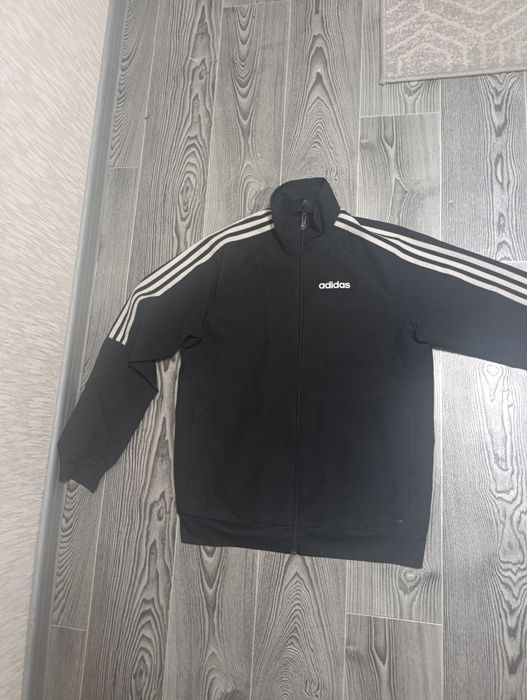 Кофта адидас розмер M