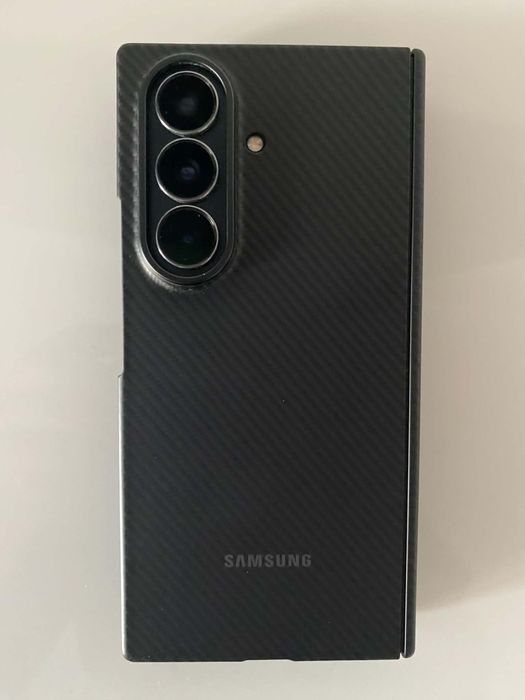 Samsung TriFold 16GB/512GB como Novo (Aceito retomas)