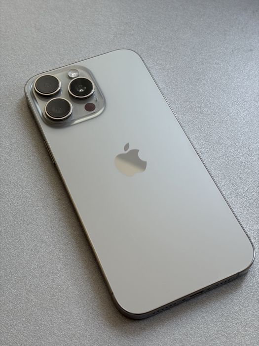 IPhone 16 Pro Max купити по доступній ціні на OLX