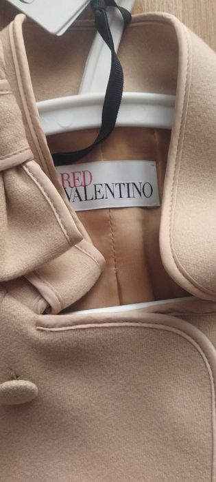 Продам пальто Valentino