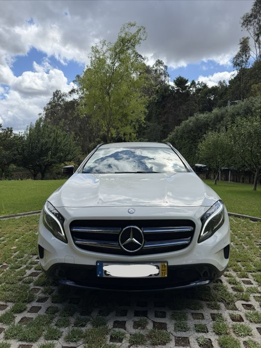 Mercedes GLA 180 d Night Pack