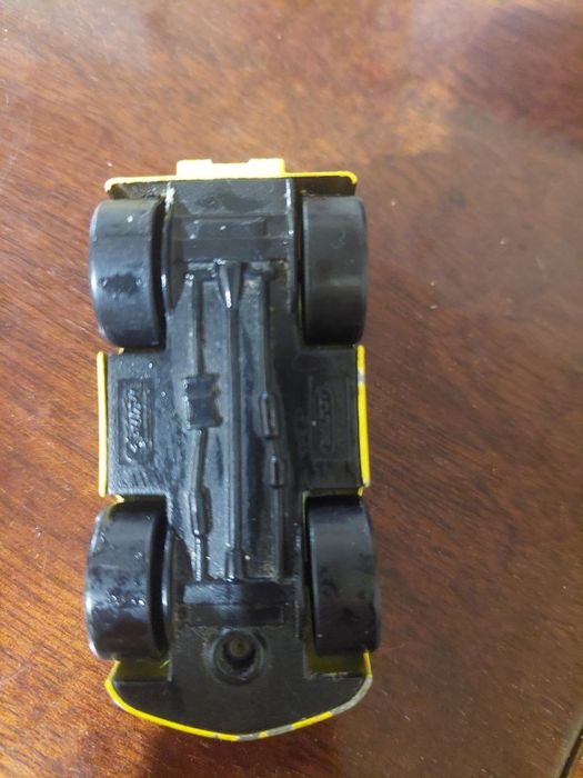 Машинка Hot wheels