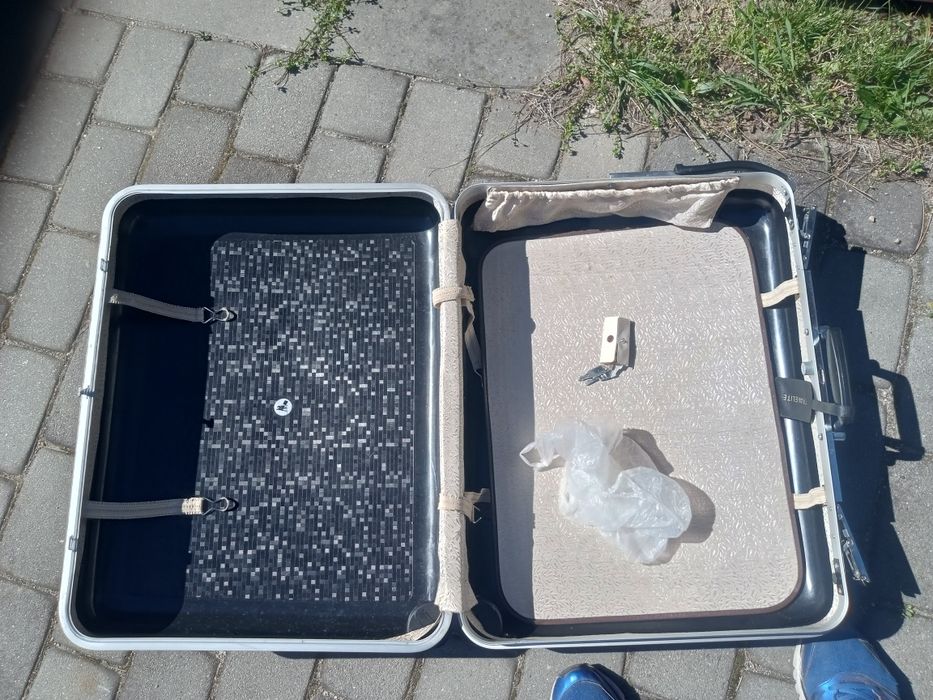Walizka plastikowa VIP