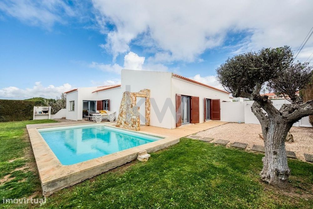 Conjunto de três moradias em Sagres