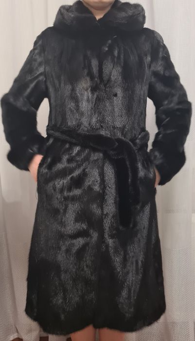 Продам норковую  шубу