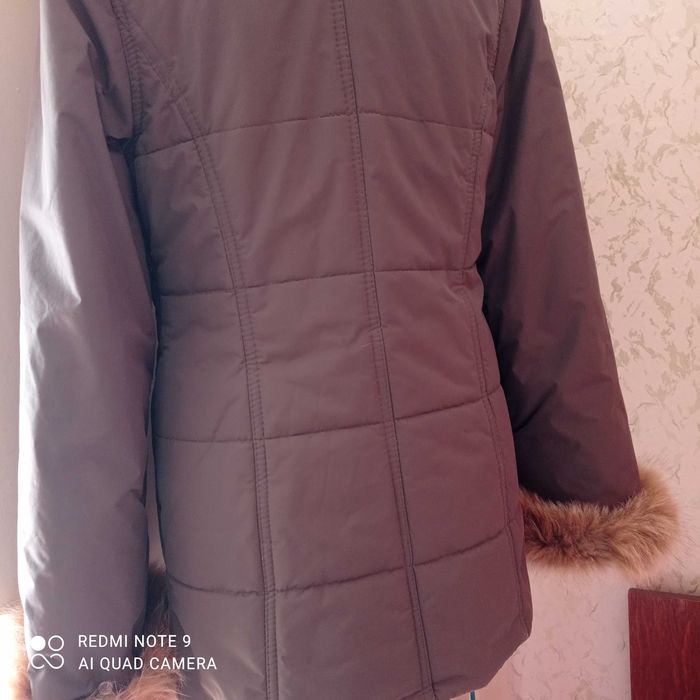 Куртка на девушку,длинная,зима-осень