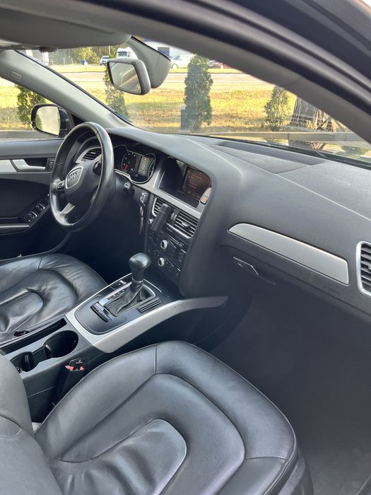 Продам Audi A4 B8