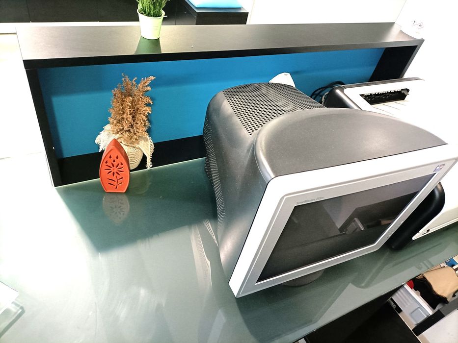 Balcão recepção com luz