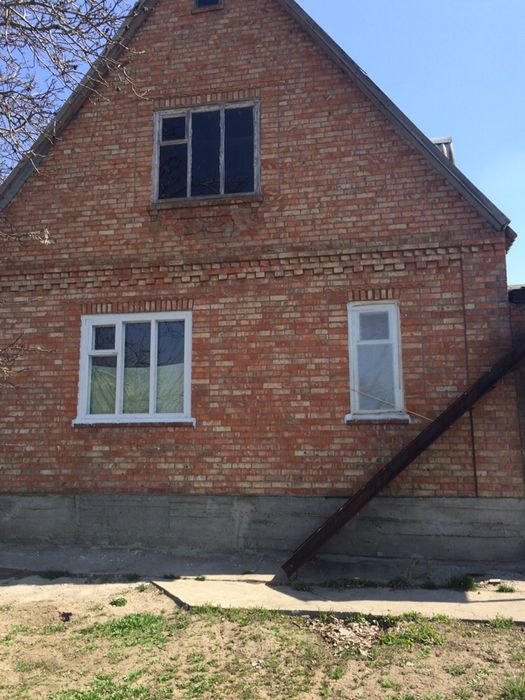 Добротный дом в селе Алексеевка Никопольского района Днепропетровской