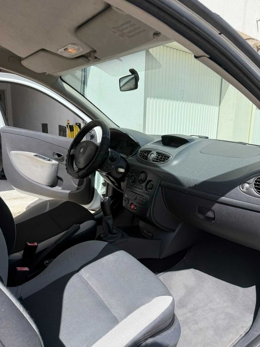 Renault Clio 3 1.5 DCi Comercial
