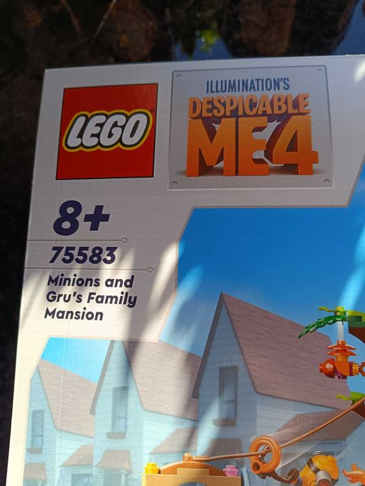 LEGO 75583 - Minions and Gru's Family Mansion