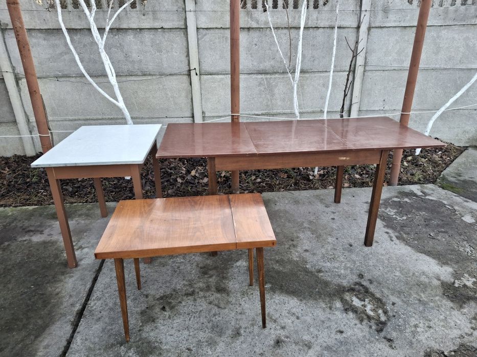 Столи різні для дому