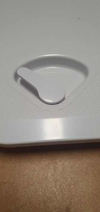 Tampa escotilha de acesso barco