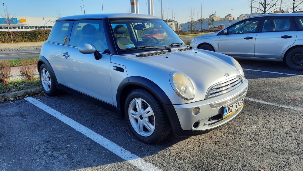 Mini Cooper 1.6 Benzyna  Bogate Wyposażenie Szyberdachy