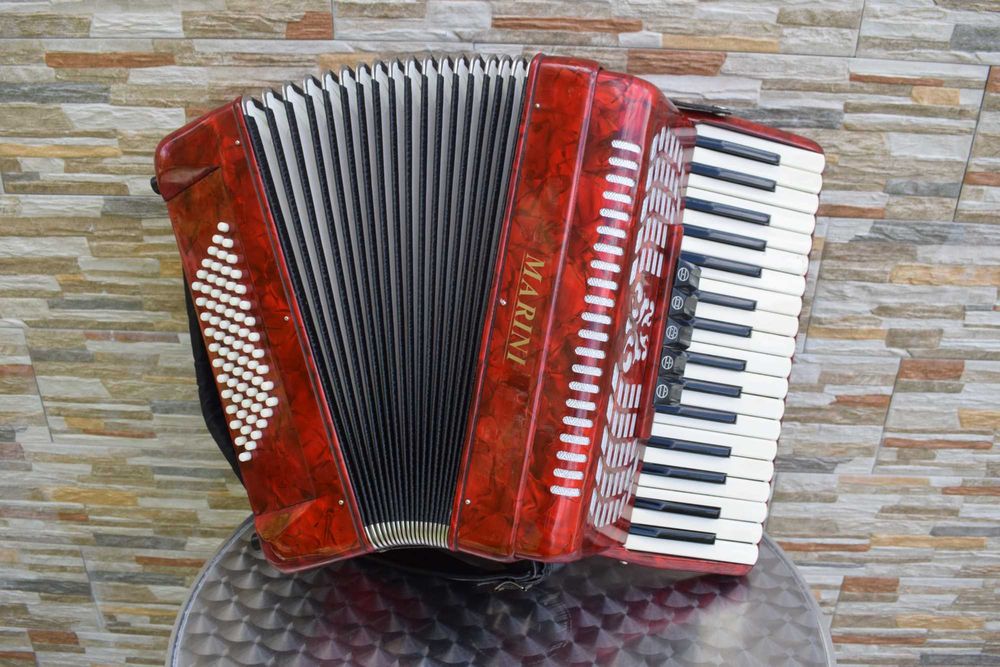 Acordeao Marini 3 Voz. N 124
