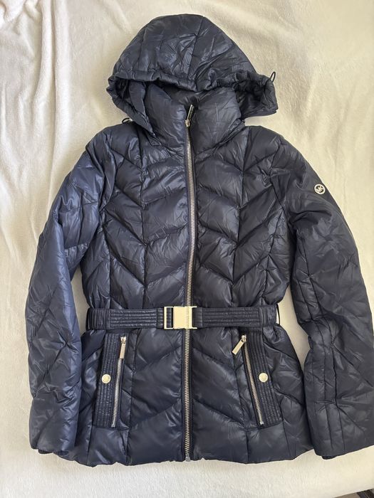 Michael Kors kurtka z pierzem granatowa
