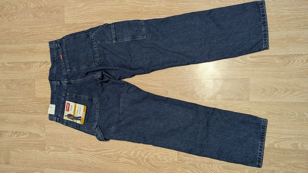 Американські штани Wrangler з теплою підкладкою всередині.