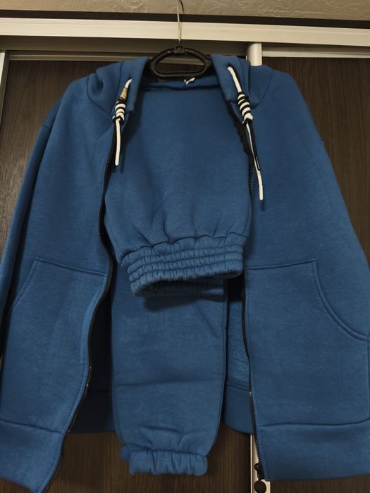 Жіночий теплий спортивний костюм