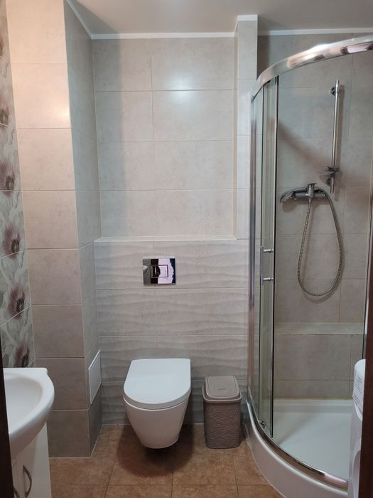 Wynajmę  2 pokojowe mieszkanie Centrum blok pierwsze piętro wolne od zaraz