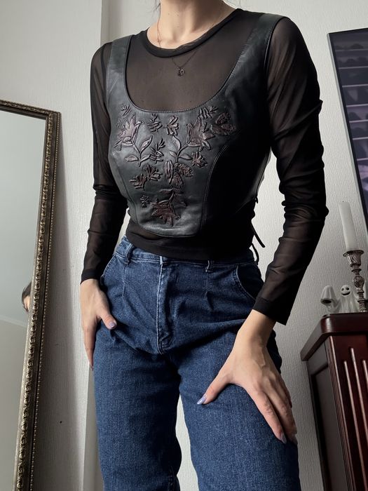 Корсет жіночий з квітами