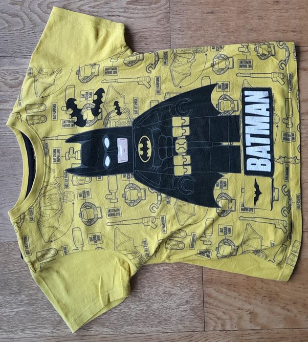 T-shirt menino 6-7 anos - vendido individualmente - preço varia