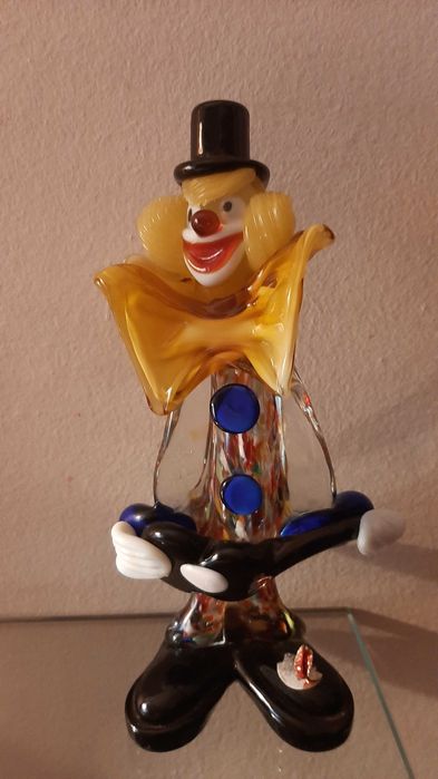 "Bibelot"em vidro veneziano, que representa um palhaço