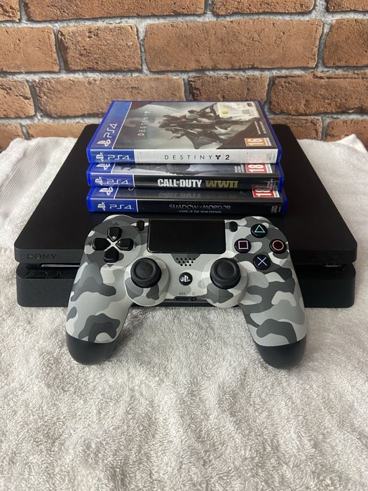 Vendo ou troco! PS4 c/ 3 JOGOS E 1 COMANDO