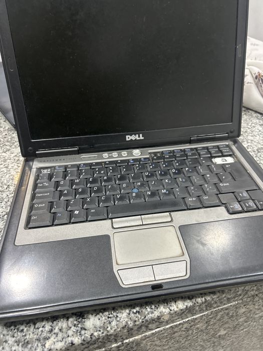 Vendo portatil dell avariado
