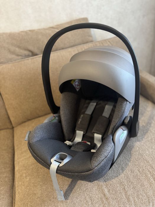 Автокрісло Cybex Cloud T+