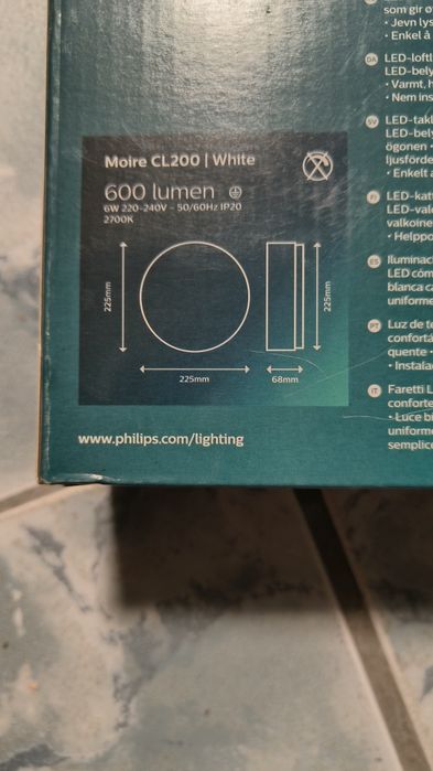 lampa sufitowa LED marki Philips, model C200 White.