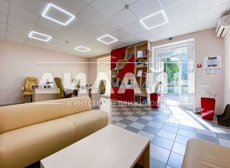 Уютный офис «под ключ» на пр. Соборный 177 (район пр. Металлургов)