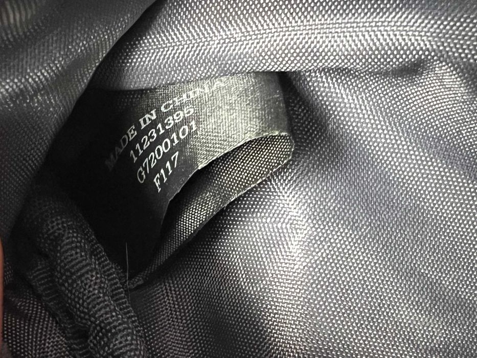 Нова сумка на пояс Guess