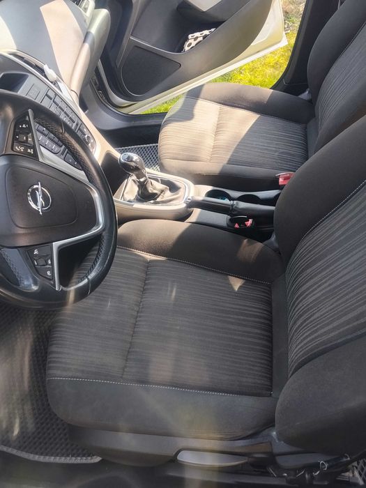 OPEL Astra j універсал