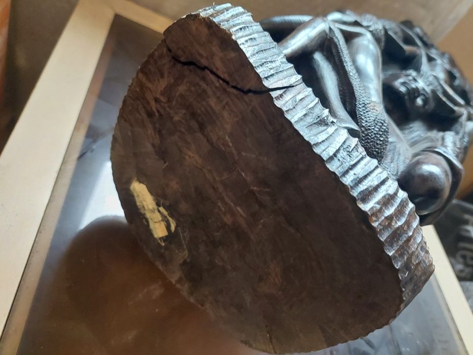 Grande escultura africana antiga? Maciça 52 cms pau preto ,?